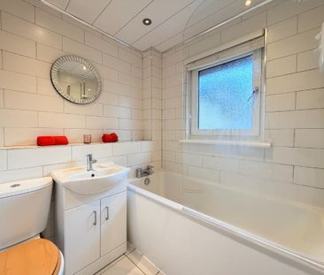 Gairbraid Court, Glasgow, Maryhill, G20 8HU - Photo 4