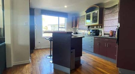 Large family home in Redwood - Photo 2