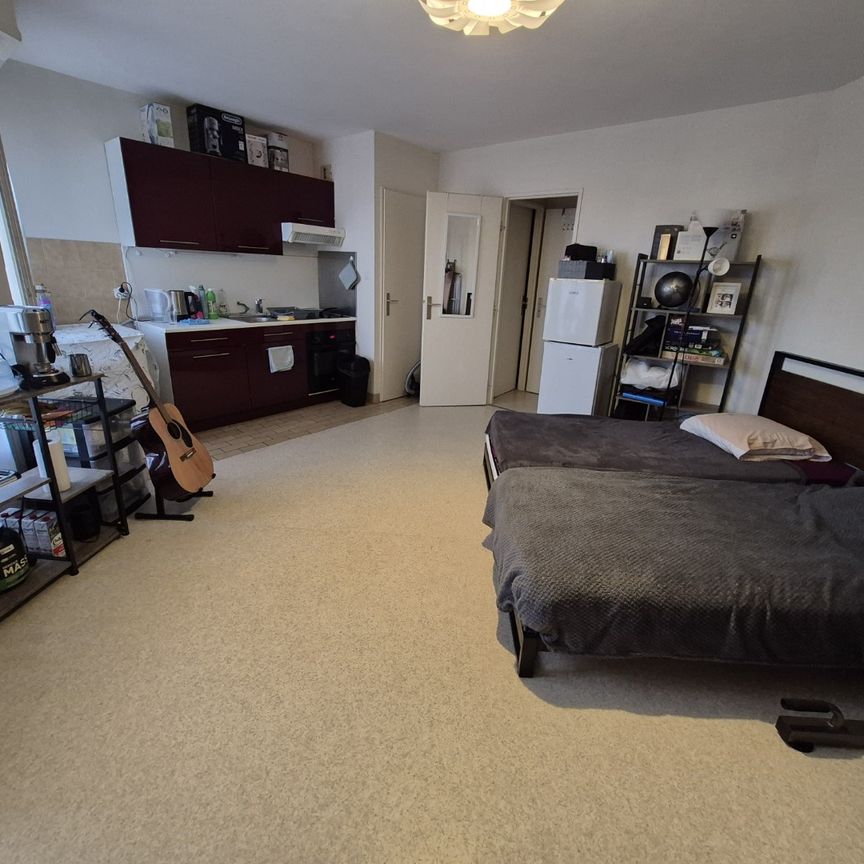 Location Appartement 1 pièce 29m² CAMBRAI 59400 - Photo 1