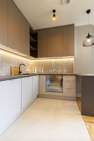 Apartament w kamienicy z balkonem przy Plantach! - Photo 5