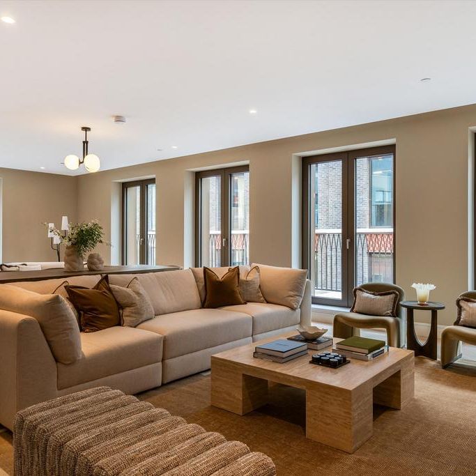 3 bedroom flat to rent - Photo 1