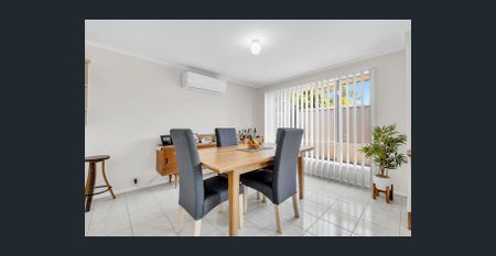 Room For The Whole Family! - Photo 3