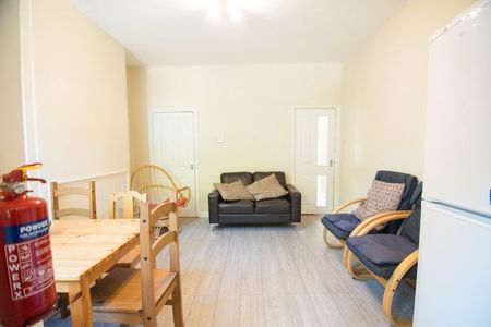 3 bedroom house share to rent - Photo 2