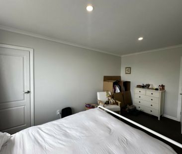 Peace and quiet with a fabulous backyard - Dog Friendly - Photo 6