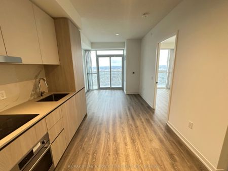 8 Interchange Way #5305 - Photo 5