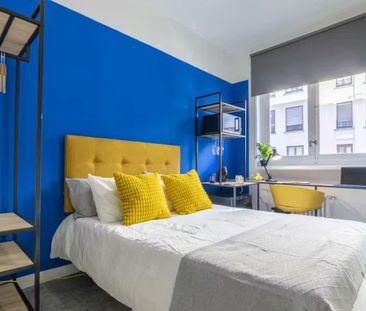 Calle de Santa Cruz de Marcenado, Madrid, Community of Madrid 28015 - Photo 4