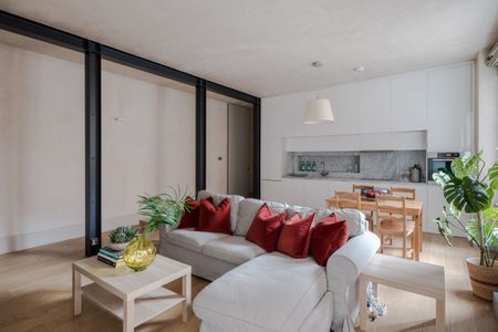 Portman Mansions, Chiltern Street, Marylebone, London, W1U - Photo 3