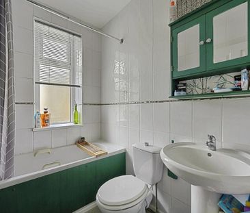 2 bedroom house to rent - Photo 2