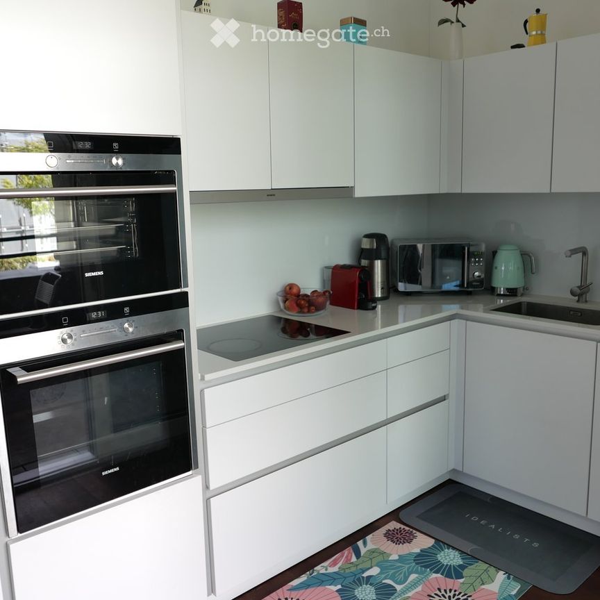 Einziehen & wohlfühlen: Möblierte 2½-Zimmer-Wohnung in The Metropolitans - Photo 1