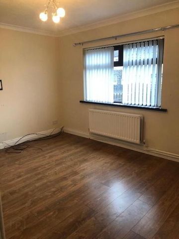 78 Blackthorn Park, Carrickfergus, BT38 8ER - Photo 2