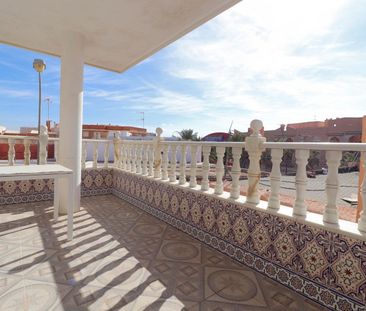 Alquiler de piso en La Cañada - Costacabana - Loma Cabrera - Photo 3