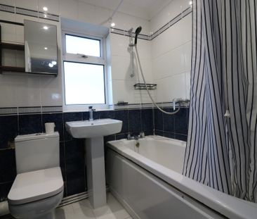 Fimber Avenue, Cottingham - Photo 2