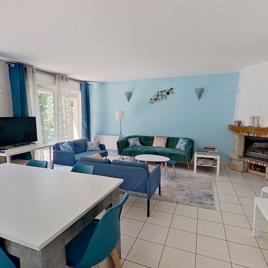 Location Maison 6 pièces 140m² - Photo 1