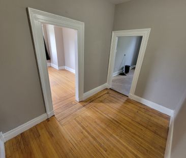 For Lease - 303 East 19 Street Unit# 1, Hamilton, Ontario - Photo 4