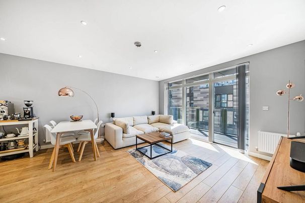 2 bedroom flat to rent - Photo 1