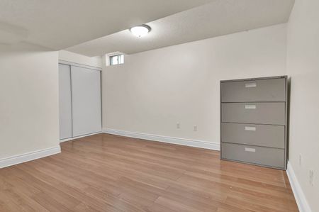 For Lease - 131 Bernard Avenue Unit# Bsmt, Richmond Hill, Ontario - Photo 4