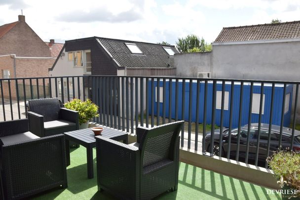 Ruim appartement in Wevelgem met vlotte bereikbaarheid - Photo 1