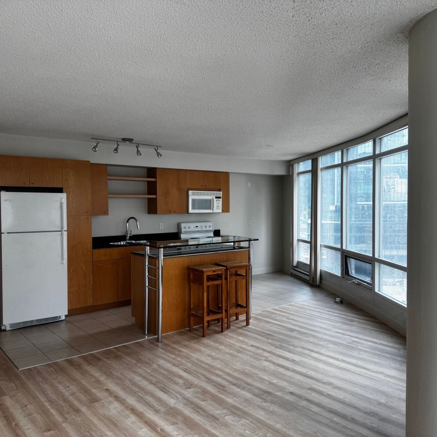 For Lease - 373 Front Street Unit# 1510, Toronto, Ontario - Photo 1