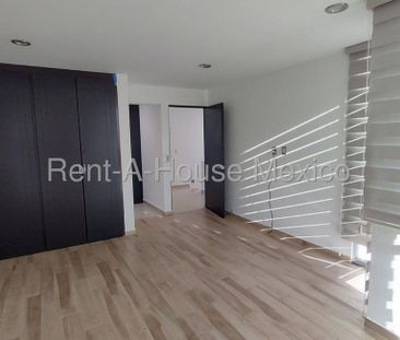 Casa en renta en Valle de Juriquilla, 3 recámaras, estudio, sala de... - Photo 6