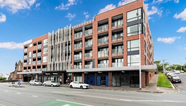 Central Living in Mount Eden - Photo 1