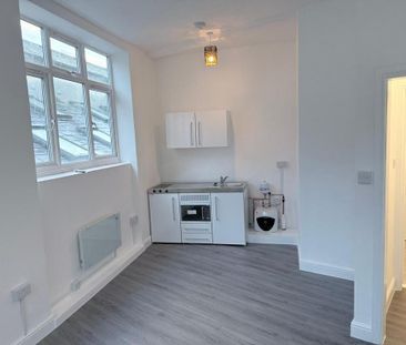 Studio to rent - Photo 3