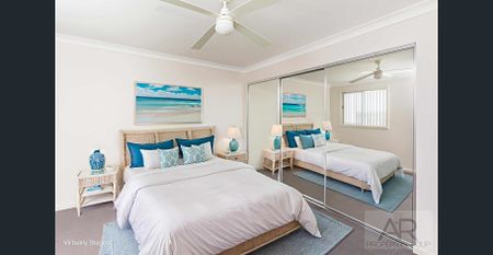 Tri-level townhouse - Photo 4