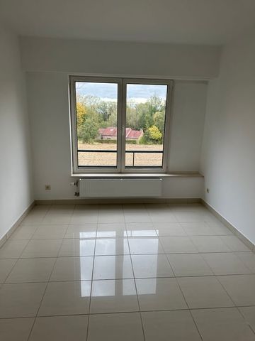 Appartement te huur - Photo 3