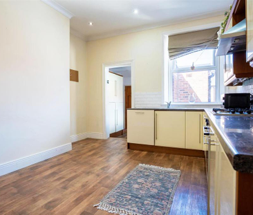 2 bedroom flat to rent - Photo 6