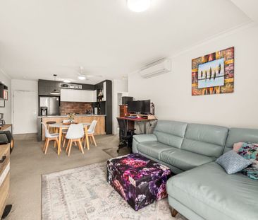 Contemporary Inner-City Living with Skyline & Greenery Views - Photo 1