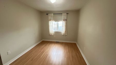 For Lease - 145 Sunway Square, Markham, Ontario - Photo 2