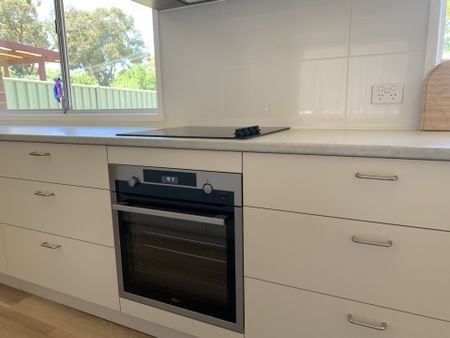 32 McKenzie St, Kambah, ACT 2902 - Photo 4