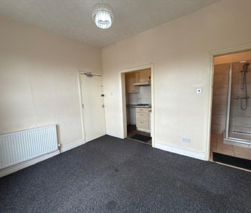 Studio Flat, Heron Mews, IG1 - Photo 5