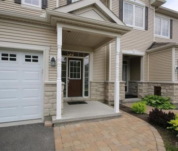 For Lease - 553 Ashbourne Crescent, Barrhaven, Ontario - Photo 6