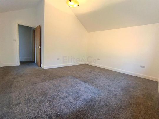 1 bedroom ground floor flat to rent - Photo 1