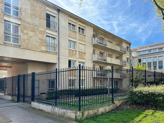 Location appartement 3 pièces, 77.50m², Poissy - Photo 1