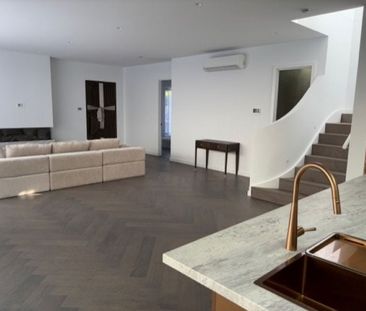 Step into luxury & sophistication at Banks. - Photo 3