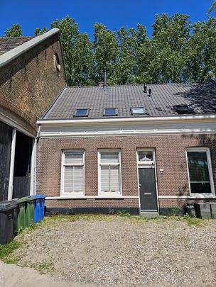 Verhuurd: Charloisse Lagedijk 643, 3084 LC Rotterdam - Photo 1