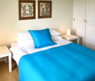 3-Bed Penthouse with Sea Views in Monte Estoril - Photo 2
