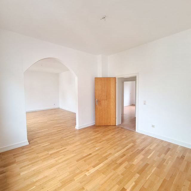 Zentrale 4-Zimmer-Wohnung für Familien - Photo 1