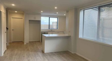 Rototuna 4 Bedrooms and 2 level Home - Photo 5