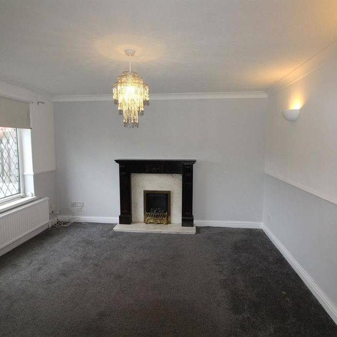 3 bedroom end of terrace house to rent - Photo 1