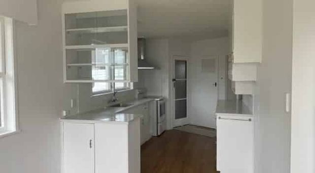 Freshly Renovated Family Home - Photo 1