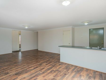 Modern 4 x 2 in Handy Location - Photo 3