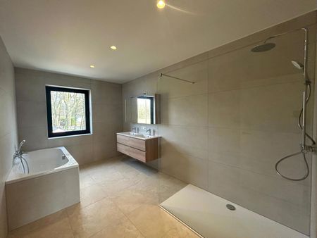 Ruime woning met een zee van ruimte en licht - Photo 4