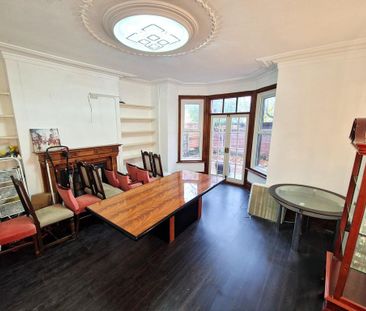 6 bedroom property to rent - Photo 2