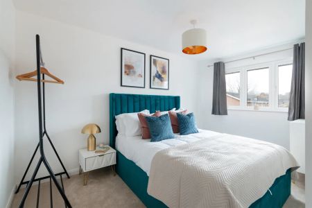 3 Bed, House - Photo 5