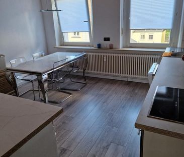 Naturparadies mit riesigem Garten - Foto 1