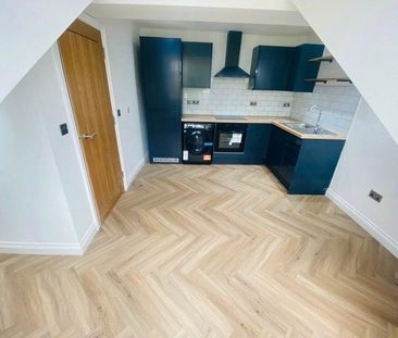1 bedroom flat to rent - Photo 2