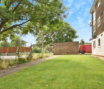 Long Horse Croft, CB11, Saffron Walden - Photo 5