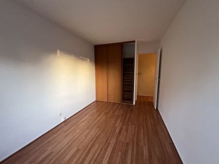 DEUX PIECES VAUCOULEUR - Photo 2